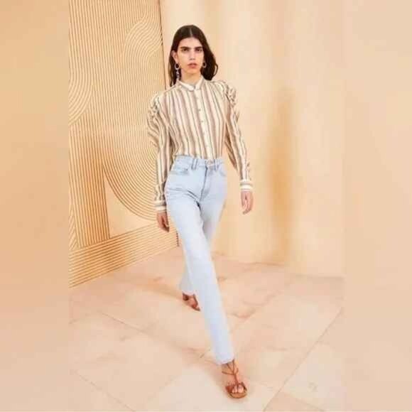 Ulla Johnson Agnes Jeans in Glacier Wash - Picture 1 of 16